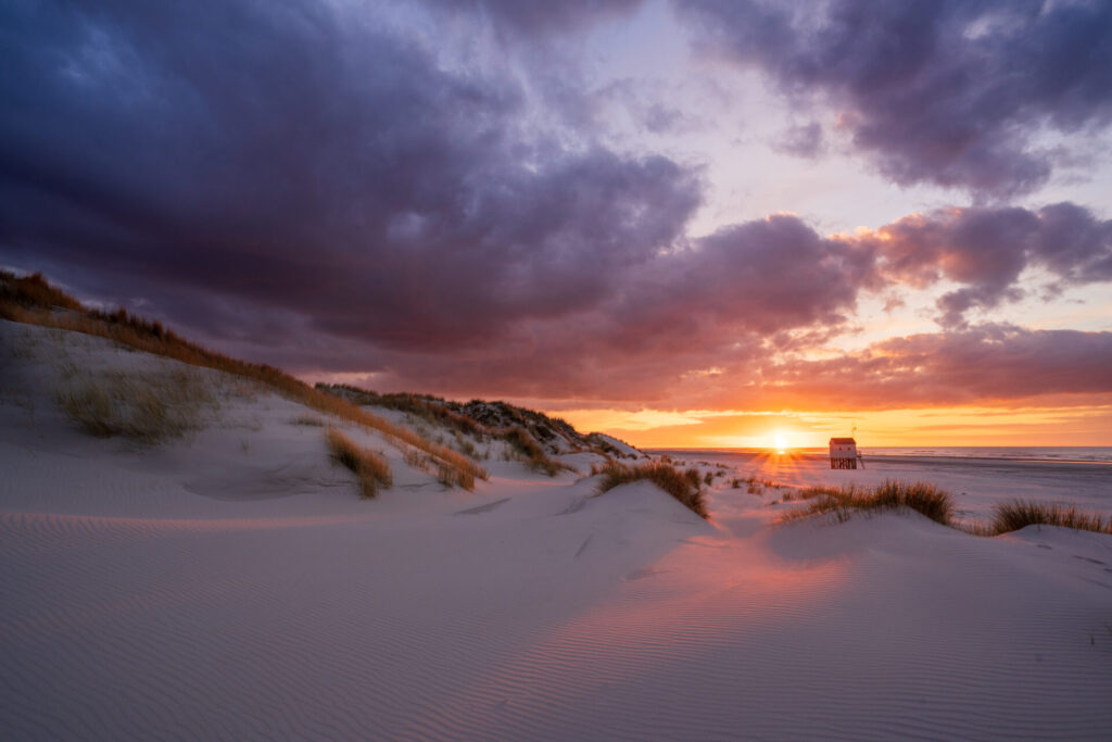 zonsondergan terschelling strand